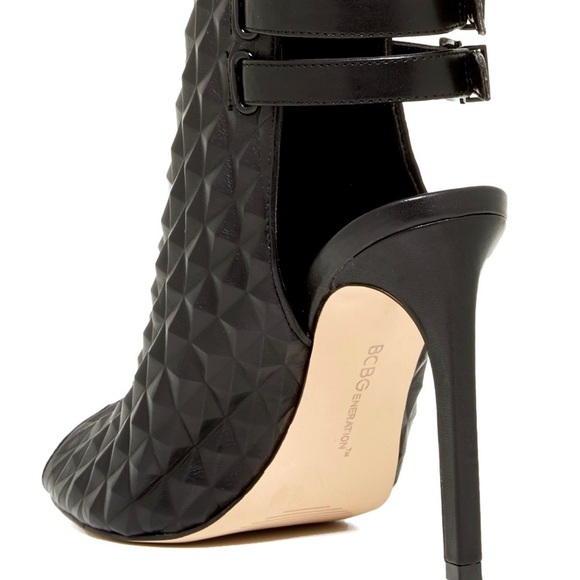 BCBG Generation “Comet” Quilted Bootie - Picture 2 of 5